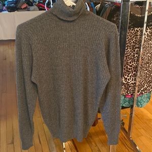 Turtle neck sweater